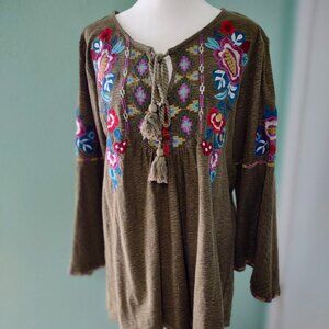 Avari del Amour Olive Embroidered Tunic Blouse size L